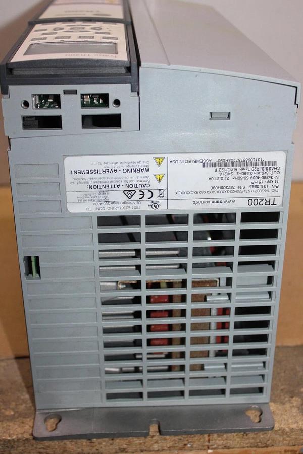Used TRANE TR200 VARIABLE FREQUENCY DRIVE 131L0985 X13170817180 11kW 15HP 480V