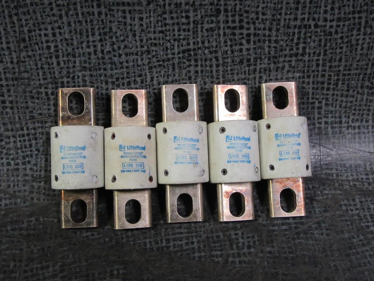 (1) LITTELFUSE SEMI-CONDUCTOR 250A 150 VAC 100 VDC L155250 NO BOX