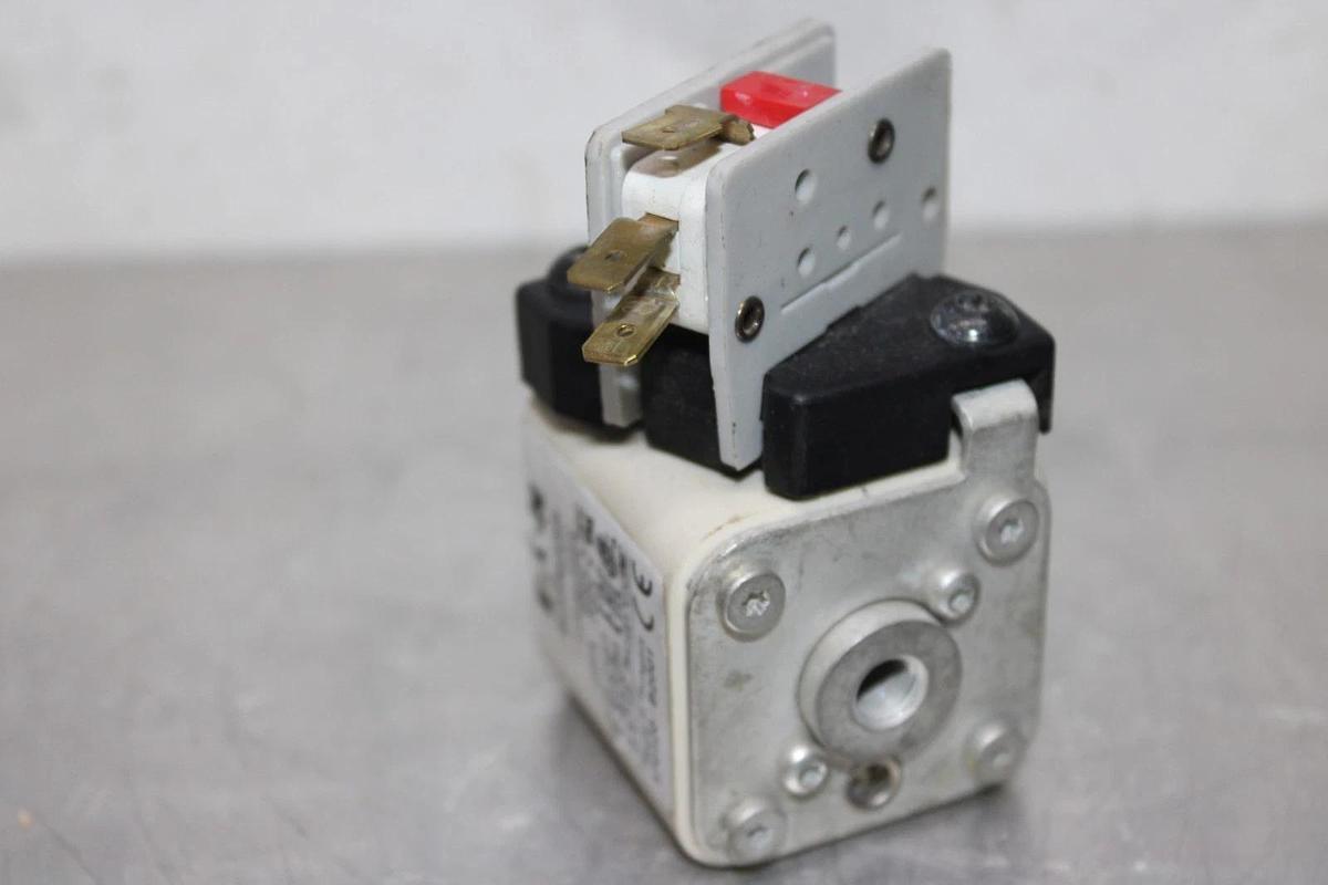 Used EATON BUSSMANN SQUARE BODY FUSE 170M3464 700 VAC 160 AMP *WARRANTY*