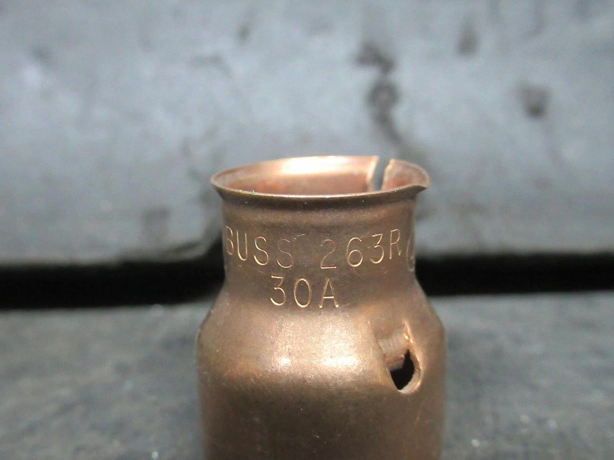 Used BUSSMANN FUSE REDUCER CLIP SET 263R G-S-632 30 AMP **WARRANTY INCLUDED**