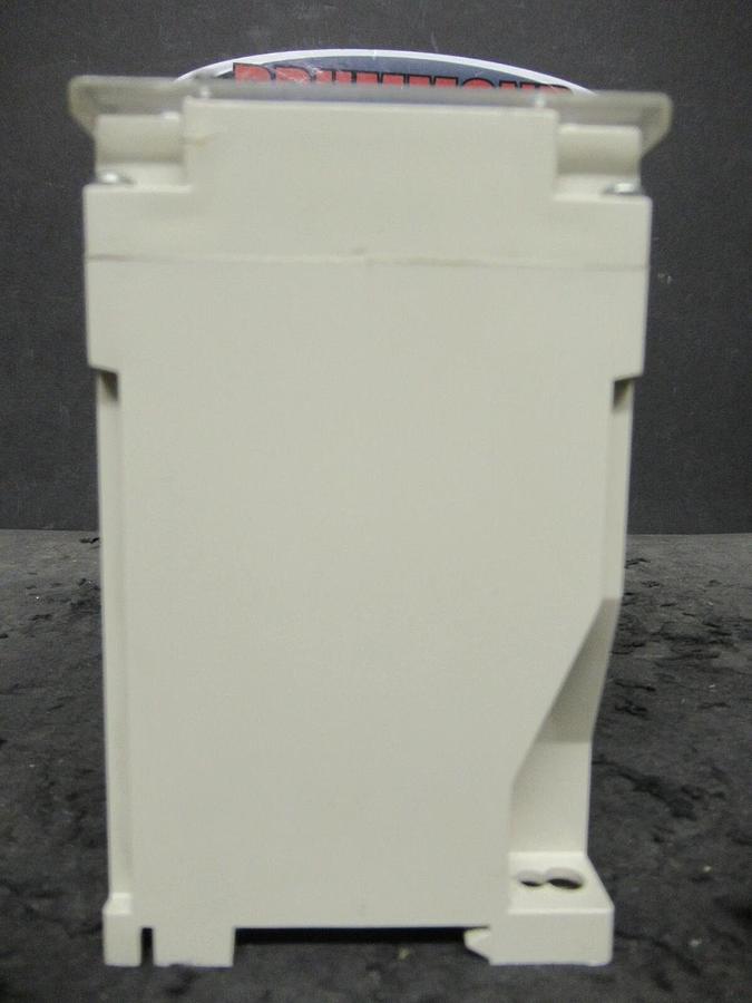 Used CROMPTON INSTRUMENTS PROTECTOR 256-PARU 120 V ENERGIZE 5 A 250 VAC & 24 VDC