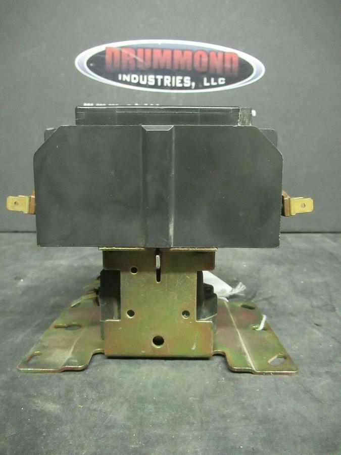 Used HONEYWELL CONTACTOR DP3090B-1005 90 AMP 112 AMP/RES 600 VAC 50 HP