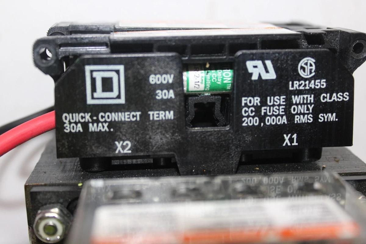 Used SQUARE D TRANSFORMER 9070TF250D1 0.25 KVA HIGH: 240/480 VOLT LOW: 120 VOLT