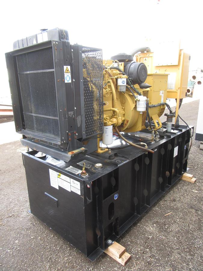 Used 60 KW DIESEL GENERATOR OLYMPIAN 120/240V CAT PERKINS 564 HRS VIDEO WE SHIP!