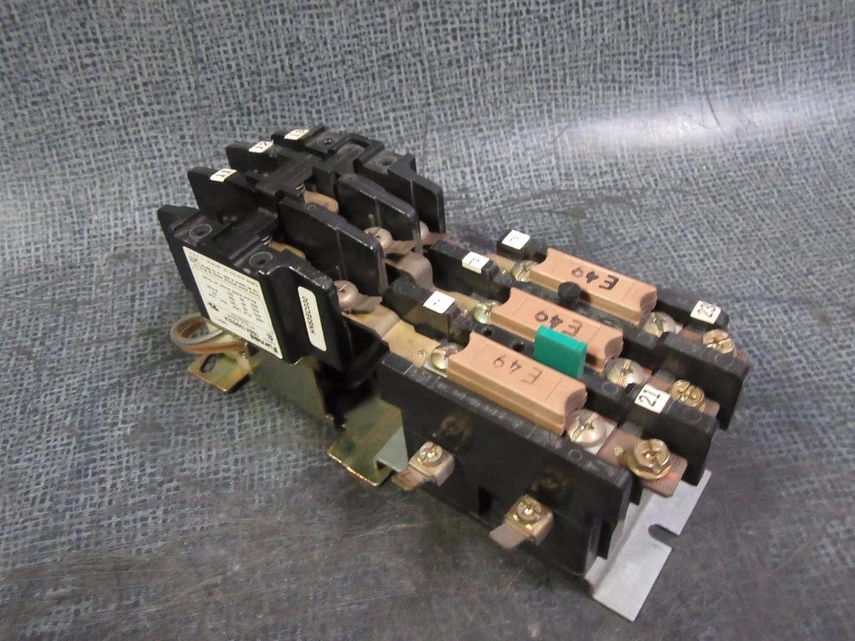 Used FURNAS STARTER 30 AMP 600V # 16BE109532A & 48DC38A6S 120/240V COIL & E49 HEATERS