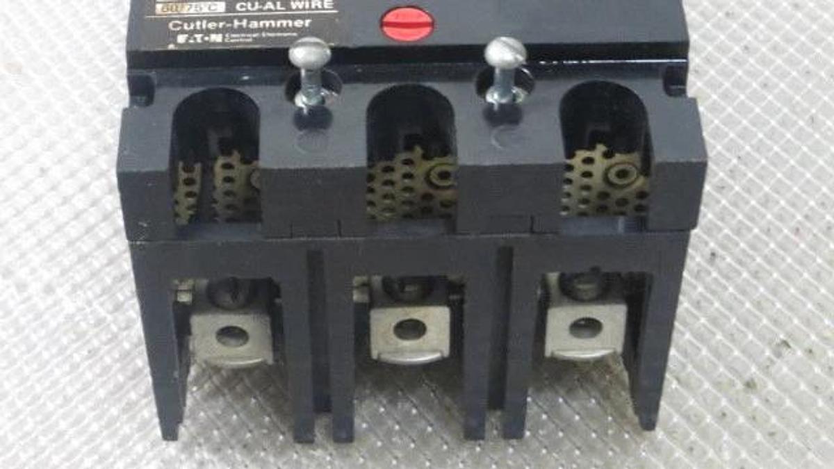 Used CUTLER HAMMER FC BREAKER 15 AMP 600 VAC 3 POLE MODEL: FC3015 **WARRANTY**