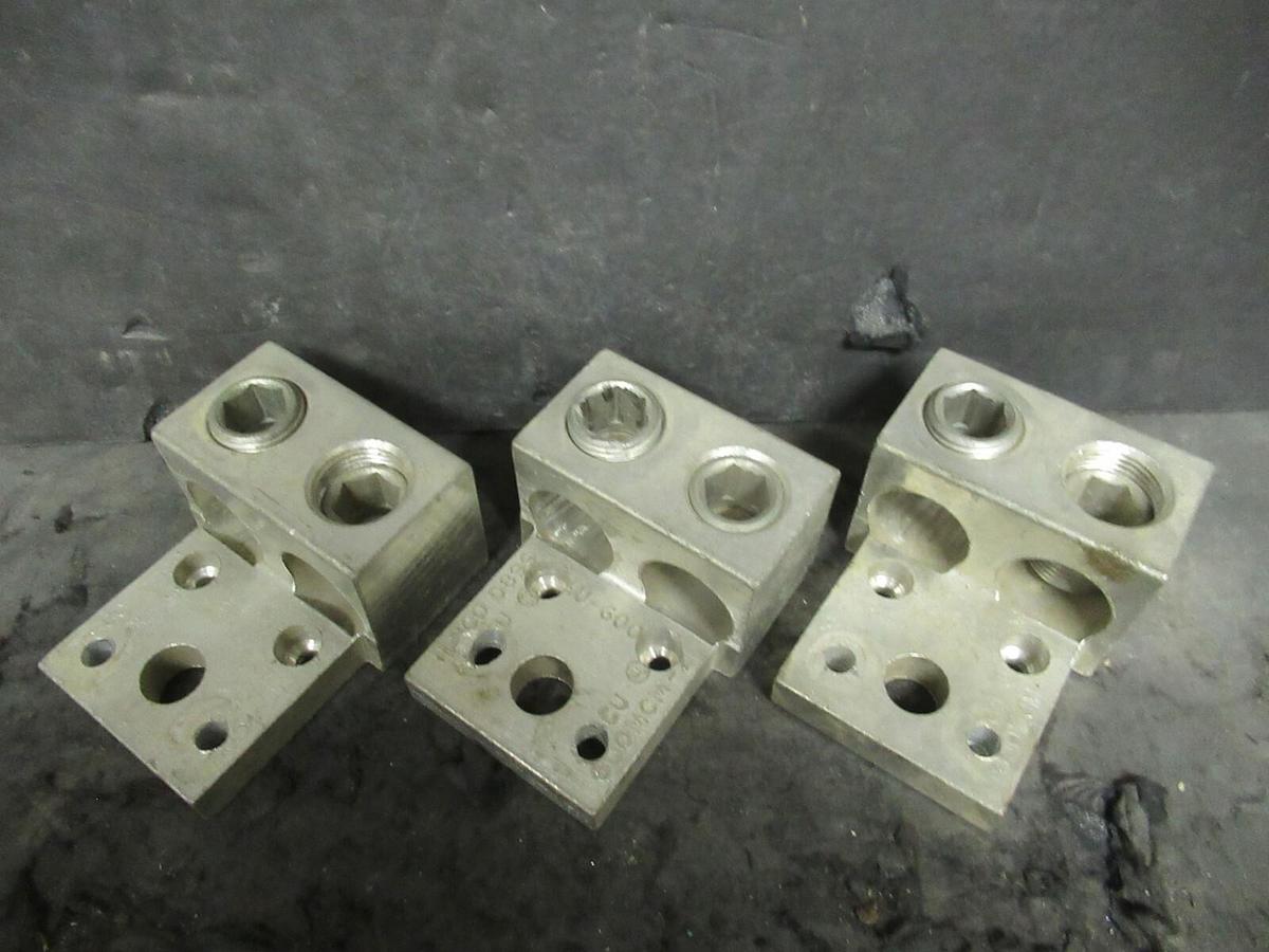 Used (3 QTY) ILSCO D899 2 DOUBLE BARREL MECHANICAL CONNECTOR LUG TAPS 600MCM - #2