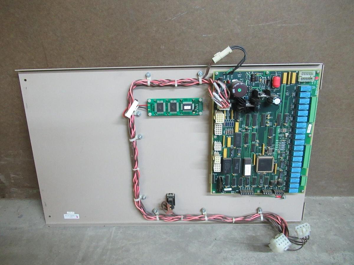 Used YORK MILLENIUM SCRE CHILLER CONTROL CENTER AND DISPLAY YK-371-02495-101