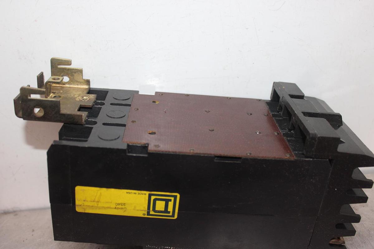Used SQUARE D I-LINE CIRCUIT BREAKER FA36020 20 AMP 600 VAC 3-POLE