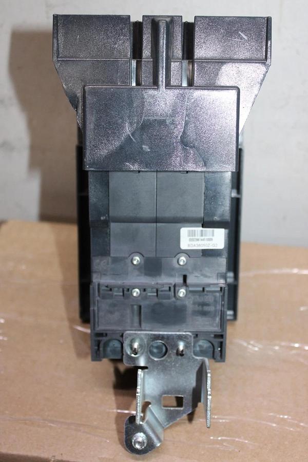 Used SQUARE D POWERPACT I-LINE CIRCUIT BREAKER BDA36050 50 AMP 3-POLE 600 VAC