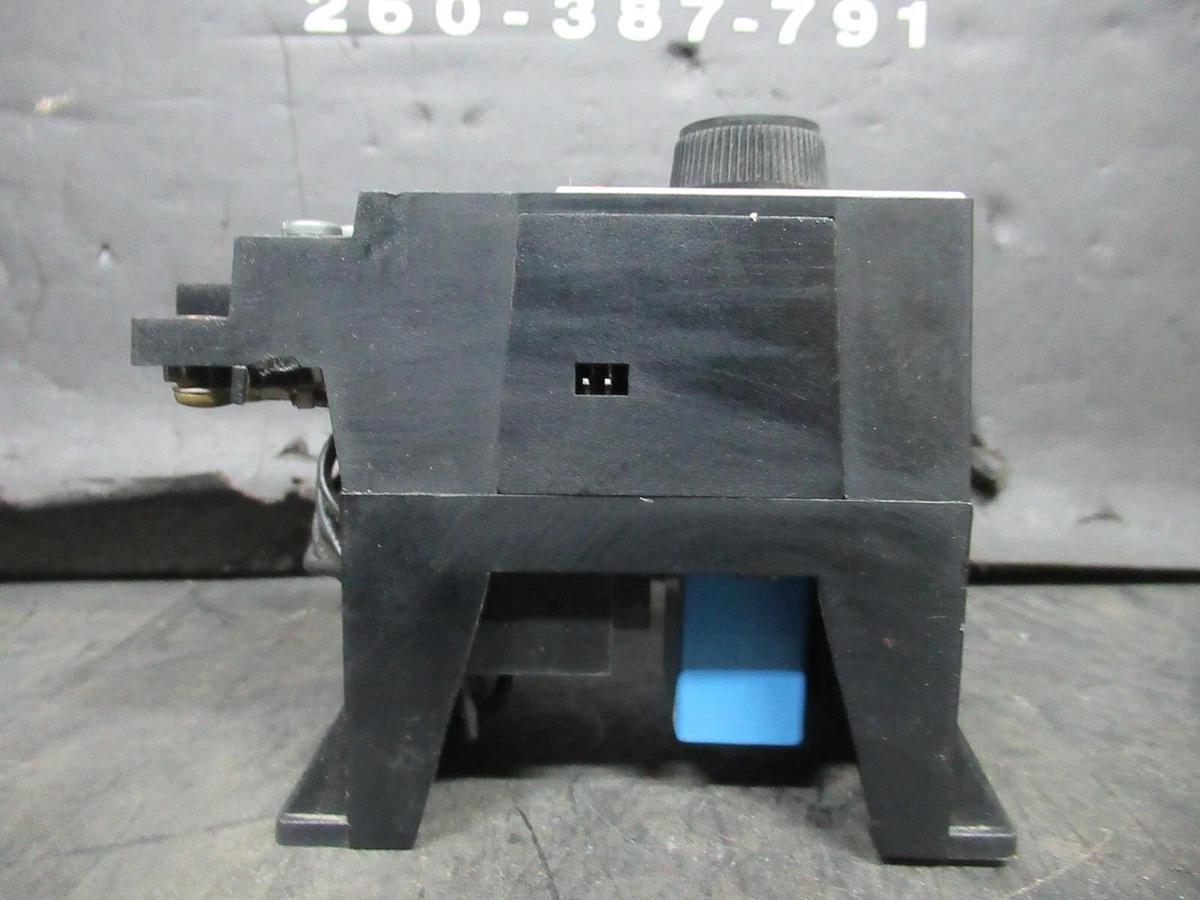 Used EAGLE SIGNAL TIME DELAY RELAY BRE9A6 0-30 MINUTES 120 VAC 10 AMP 1/4 HP