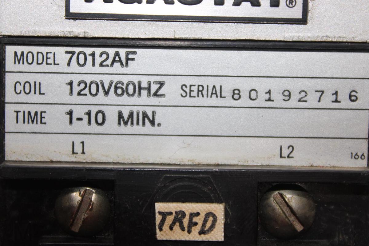 Used AGASTAT TIME DELAY RELAY 7014AE 120 VOLT 30-300 SECOND DELAY