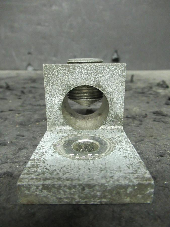 Used (3) QTY ILSCO TA-500 1 (SINGLE) BARREL MECHANICAL CONNECTOR LUG TAP 500 MCM - 4