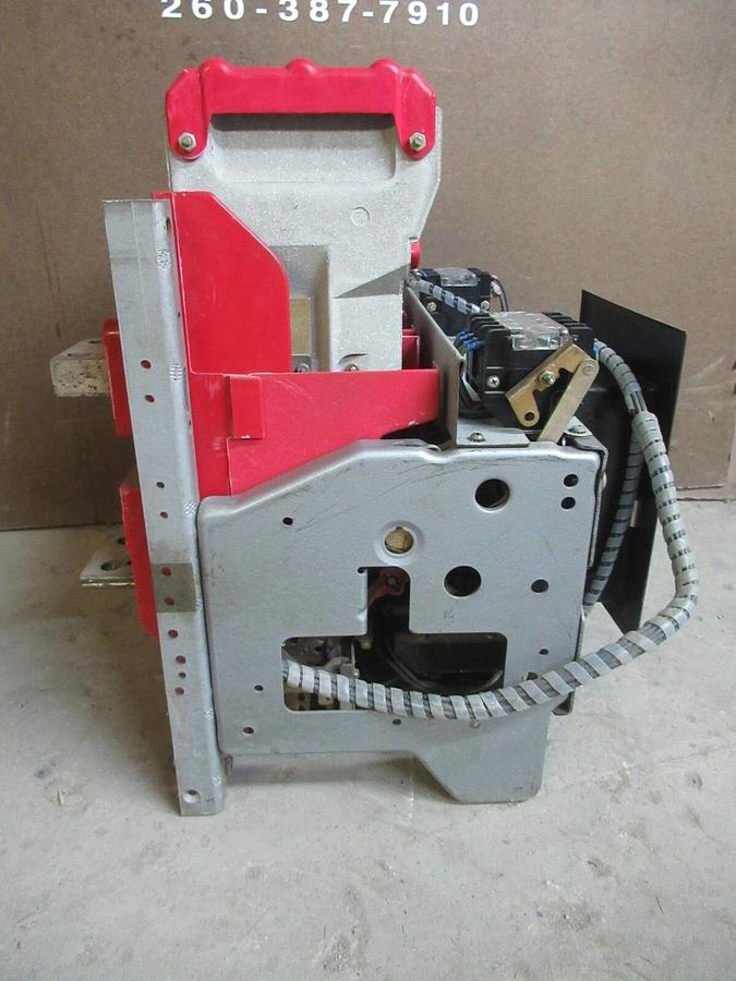 Used ITE POWER CIRCUIT BREAKER K-2000 VAC: 600 V 2000 AMP DC: 240 V 2500 AMP