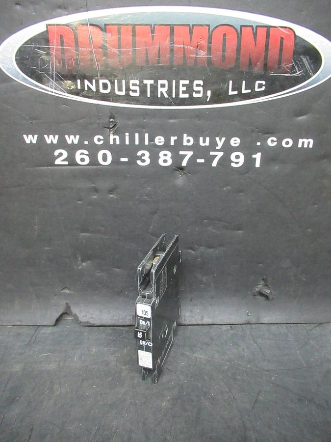 Used CUTLER-HAMMER CIRCUIT BREAKER QCR1015 15 AMP 240 VAC SINGLE POLE TYPE: HACR