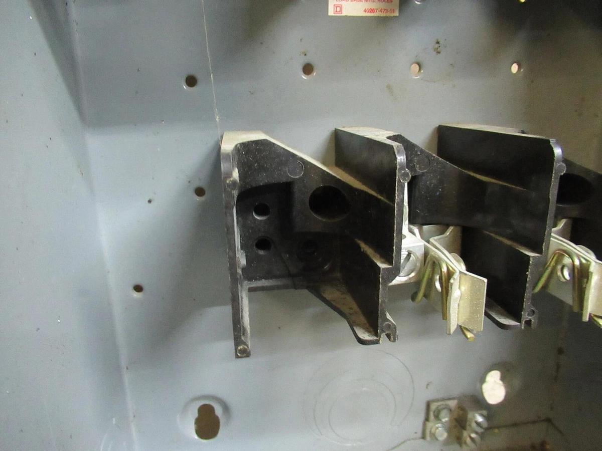 Used SQUARE D SAFETY SWITCH H-363 TYPE 1 ENCLOSURE 100 AMP 75 HP 600 VAC 2-POLE
