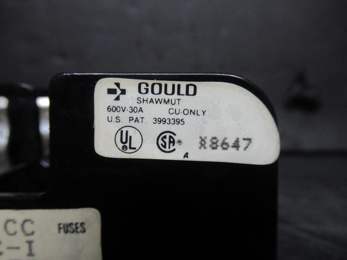 Used GOULD SHAWMUT THREE POLE FUSE BLOCK 30313R 600 VOLT 30 AMP CLASS CC **WARRANTY**