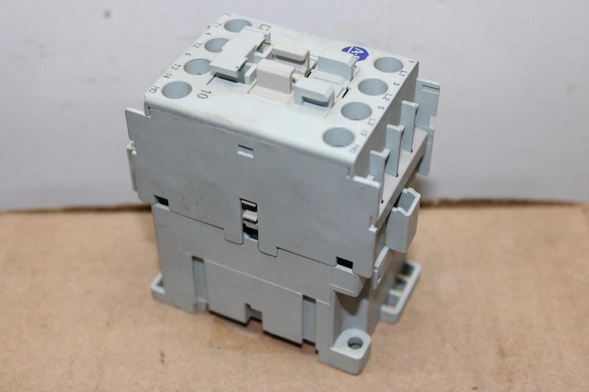 Used ALLEN-BRADLEY CONTROL RELAY SERIES A 700-CF310* 600V 230A **WARRANTY**