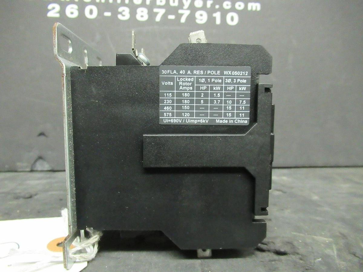 Used EATON CONTACTOR C25DND330 SER. D1 30 AMP 600 VAC 3 POLE COIL: 120 VAC 15 HP