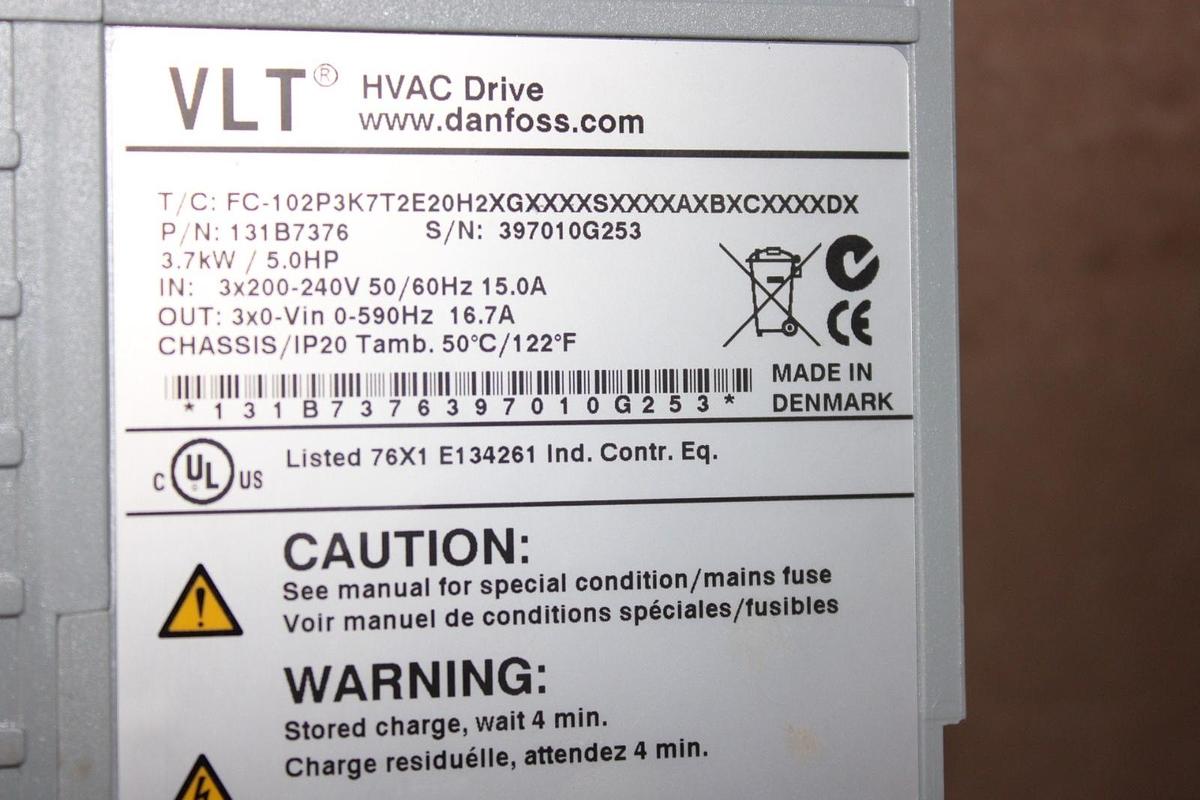 Used DANFOSS VLT HVAC DRIVE 131B7376 240 VAC 16.7 AMP 5 HP **WARRANTY INCLUDED**