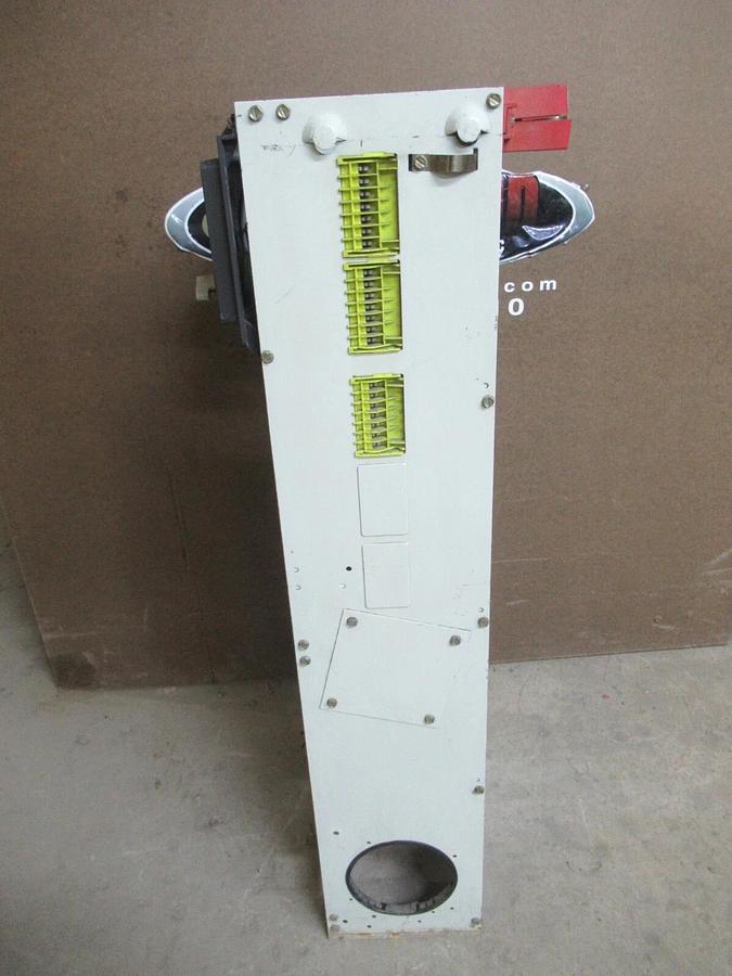 Used CUTLER HAMMER MOTOR STARTER CONTROL 35" W/ W200M5CFC NEMA SIZE 5 250 AMP 600 VAC