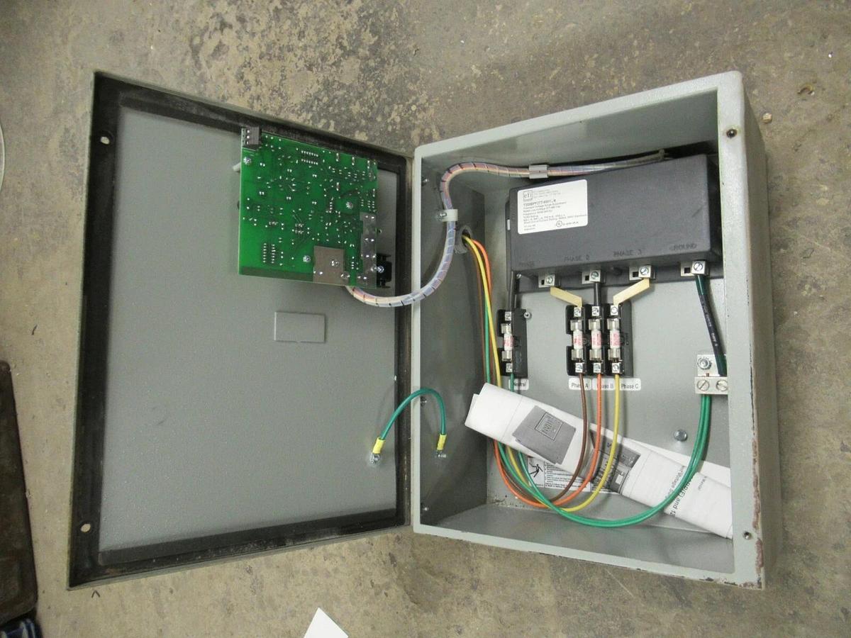 TITAN TRANSIENT VOLTAGE SURGE SUPPRESSOR T200BPF277/480Y-R 277/480 VAC 400 HZ