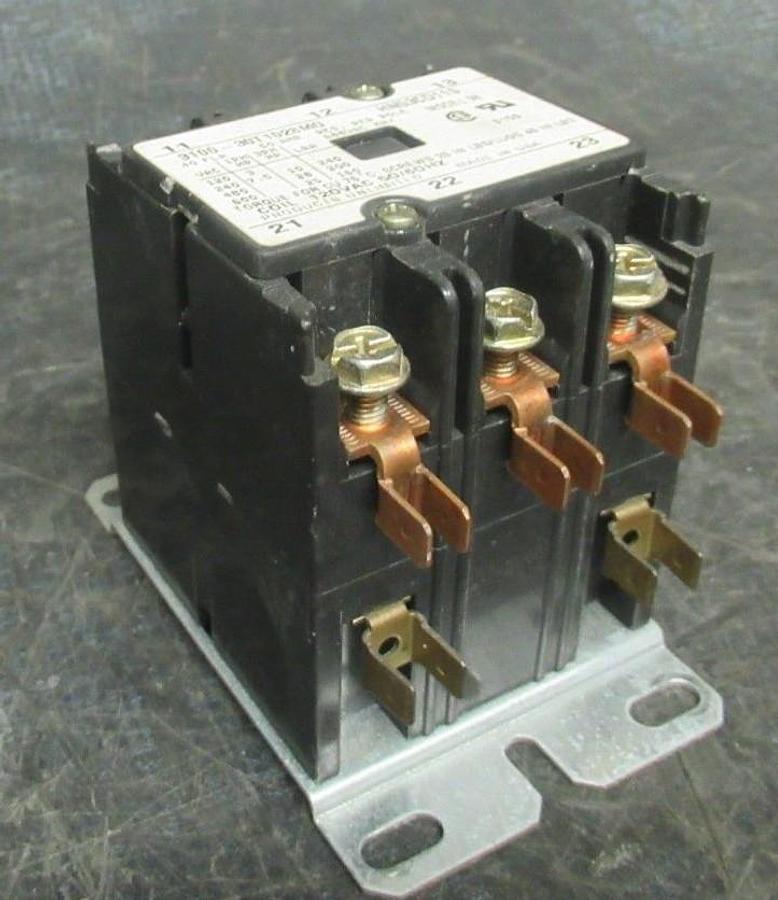 Used PRODUCTS UNLIMITED CONTACTOR 3100-30T1028MQ HN53CD115 600V 15A/RES 50/60HZ