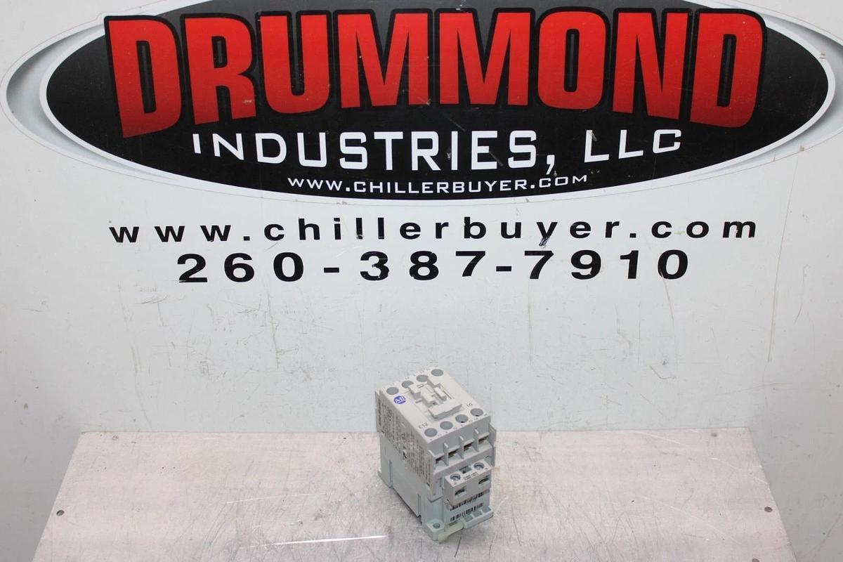 Used ALLEN BRADLEY CONTACTOR 100-C12*10 600 VAC 25 AMP 10 HP COIL: 120 VAC