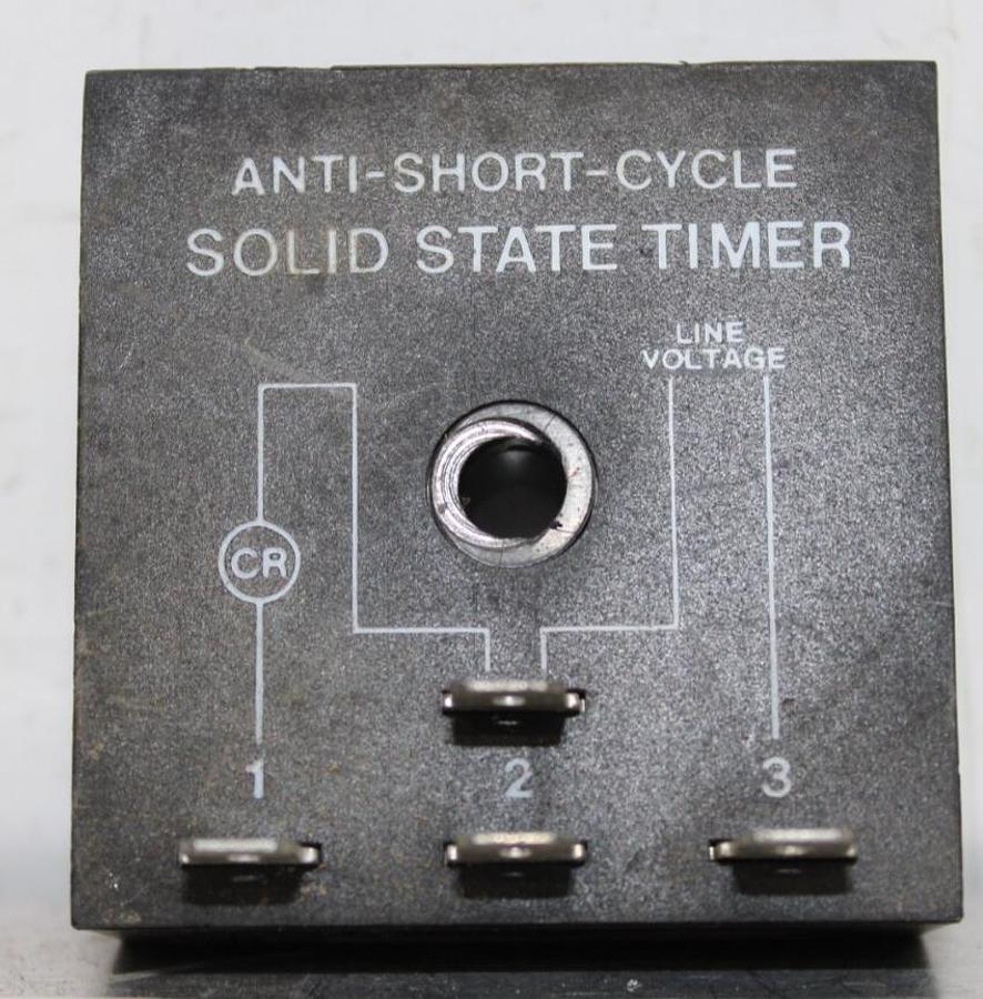 Used SSAC SOLID STATE TIMER TL120A5T X13270383-01 0.5 AMP 120 VAC 5 MINUTE DELAY
