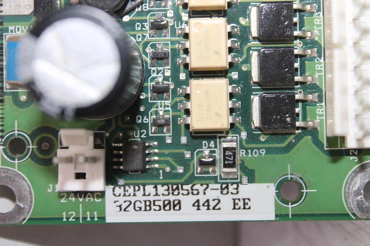 Used CARRIER HVAC CONTROL BOARD CEPL130567-03 32GB500-442-EE CEBD430567-03C
