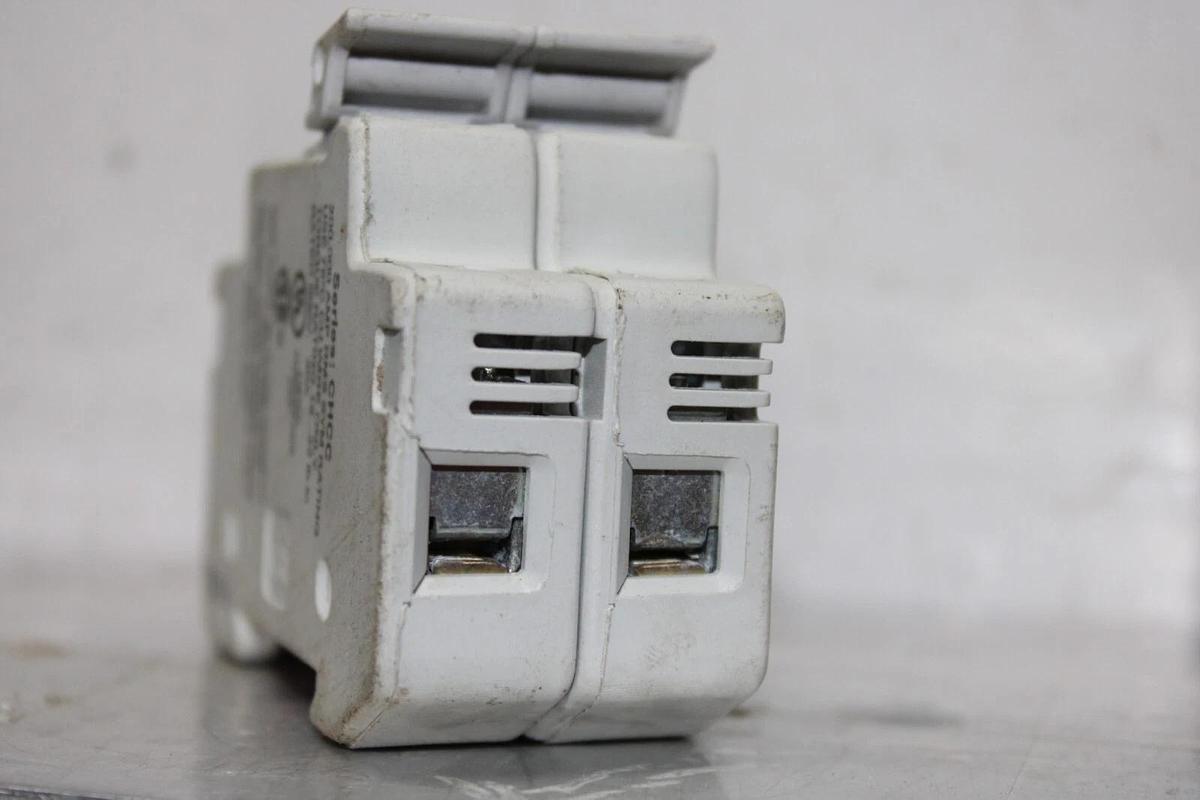 Used BUSSMANN FUSE HOLDER CHCC2D 600 VOLT 30 AMP 2-POLE **WARRANTY INCLUDED**