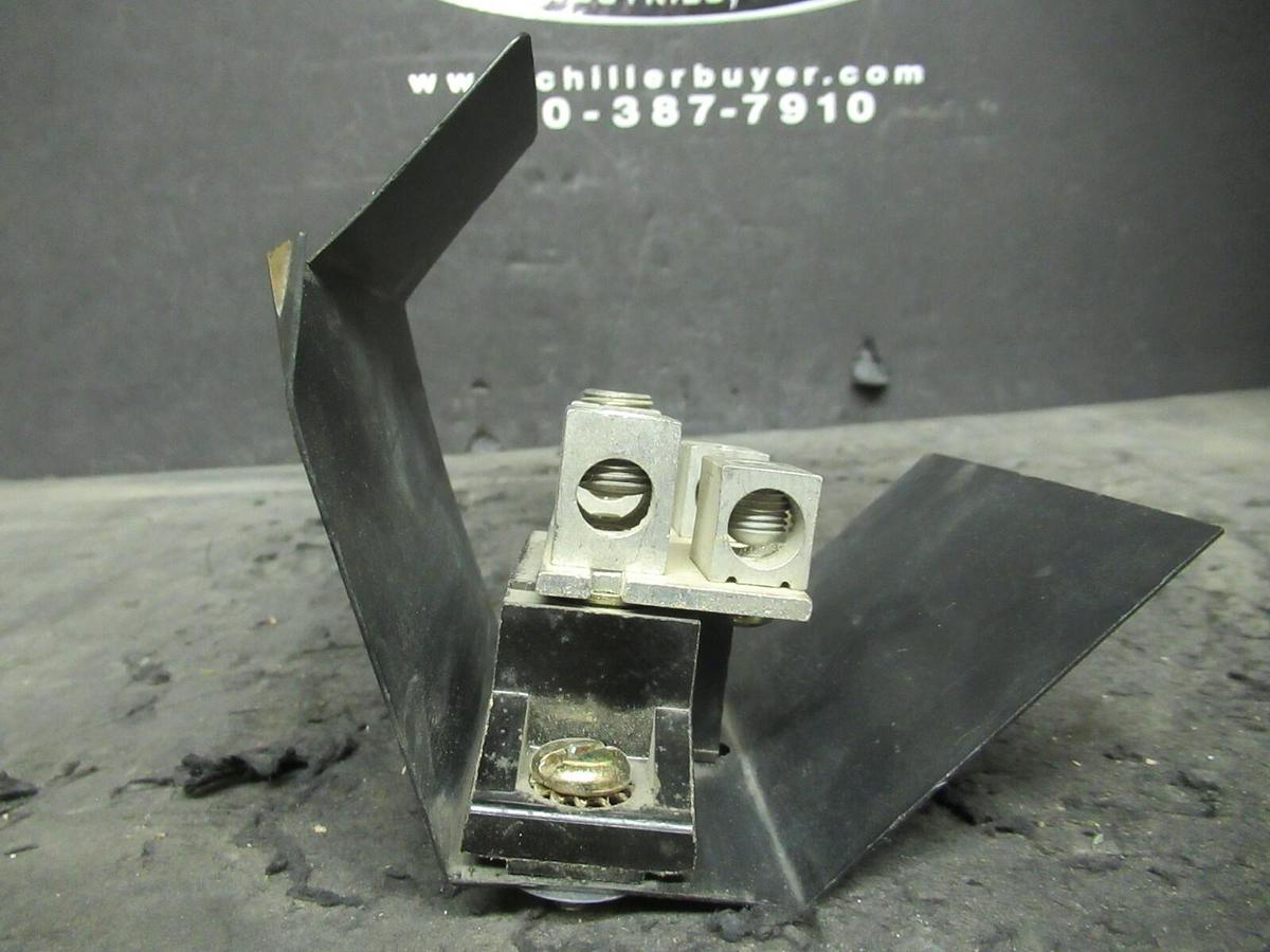Used SQUARE D 100 AMP GROUNDABLE NEUTRAL ASSEMBLY SERIES B04 GROUND W/ LUGS SN100FA