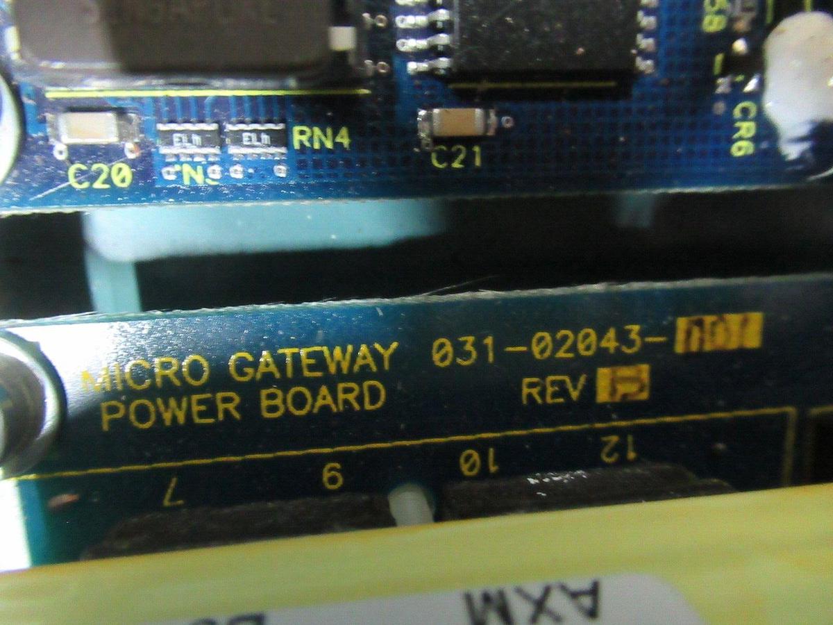 Used YORK INTEGRATED SYSTEMS NETWORK II MICROGATEWAY 371-02592-101 110 VOLT 20 VA