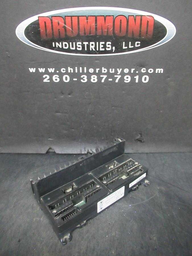 Used GE FANUC I/O BASE BARRIER TERMINAL MODULE IC670CHS001E **WARRANTY INCLUDED**