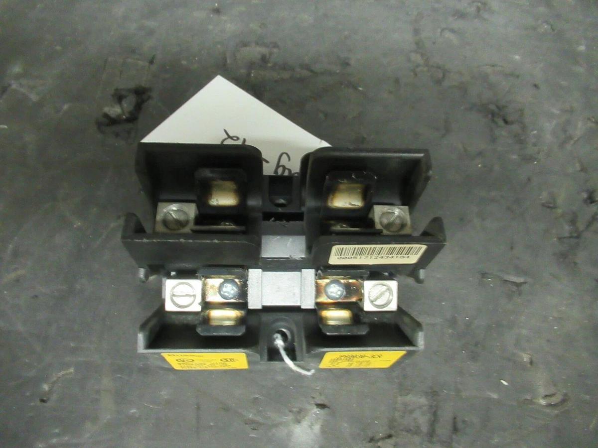 Used LOT OF 2 BUSS BLOCK FUSE HOLDER JP60030-3CR 30 AMP 600 VAC FOR CLASS J FUSES