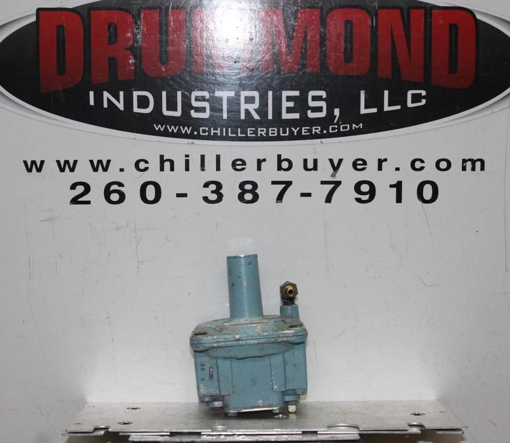 Used MAXITROL NATURAL GAS LPG VAPOR REGULATOR IMP-53 ADJUSTABLE STRAIGHT FLOW NPT