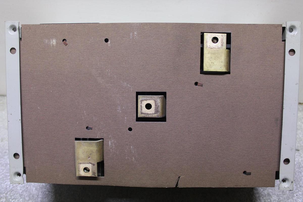 Used ITE TWIN VACU-BREAK FUSIBLE PANELBOARD SWITCH V7E3622 600V 60A