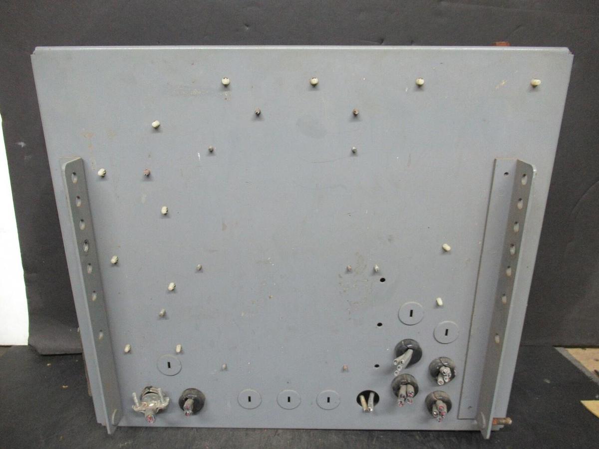 Used CARRIER CHILLER CONTROL INTERFACE PANEL 19XR-7070462DGS68 19XR04031531-19XR