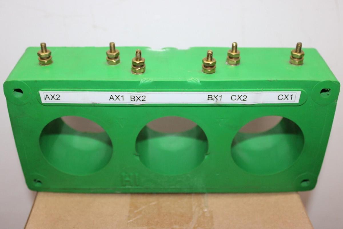 Used ELECTROMAGNETIC CORP CURRENT TRANSFORMER 3P2127-1200-2.4 1200:2.4 AMP 600V