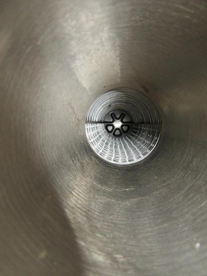 Used 600 SQ FT STAINLESS STEEL 3" IN / OUT APV PLATE AND FRAME HEAT EXCHANGER 23948