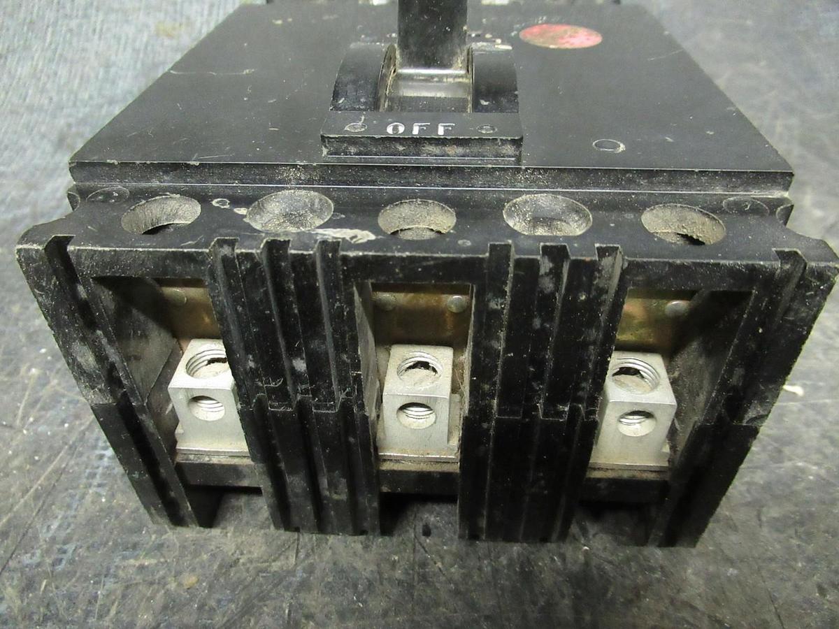Used SQUARE D BREAKER FAL36020 20A 600VAC 3 POLE W/ BOTTOM LUGS **WARRANTY INCLUDED**