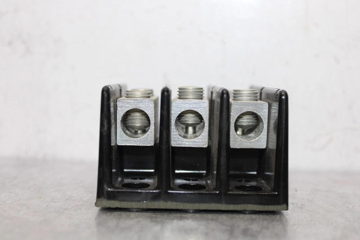 Used BUSS TERMINAL WIRE DISTRIBUTION BLOCK 16204-3 175 AMP 600 VOLT **WARRANTY**