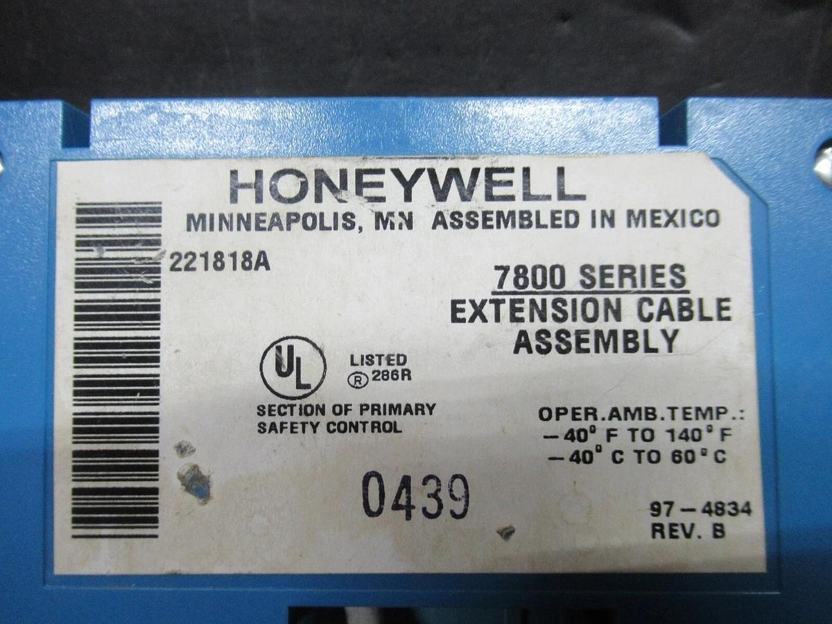 Used HONEYWELL BURNER CONTROL KEYBOARD DISPLAY MODULE 7800 SERIES 97-4834 REV. B