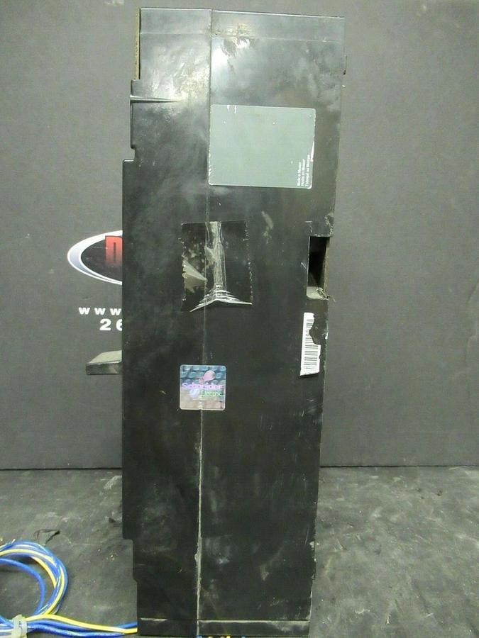 Used SQUARE D DC CIRCUIT BREAKER MHL3650032DC1625 500 AMP 600 VDC W/ UVR & AUX SWITCH