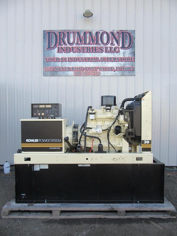 Used 30KW DIESEL GENERATOR  KOHLER 120/240 V JOHN DEERE  12-LEAD RECONNECTABLE 33 KW