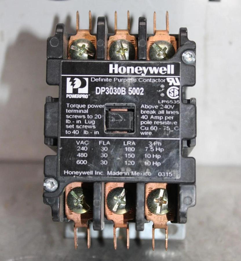 Used HONEYWELL CONTACTOR DP3030B-5002 30 AMP 600 VAC 3-POLE 10 HP COIL: 120 VAC