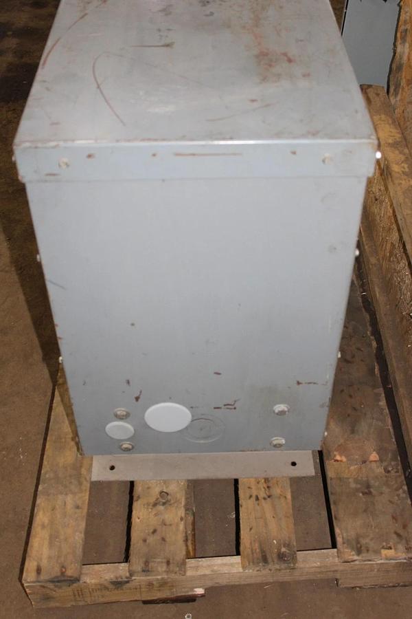 Used 30 kVA ITC TRANSFORMER 30T32H6ES HIGH: 208V LOW: 208/120V 3-PHASE 60 HZ HTUL