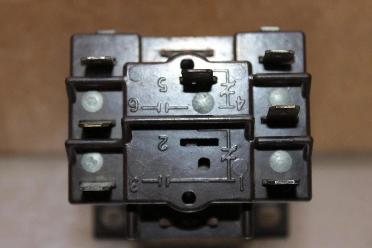 Used HONEYWELL PURGE RELAY HN61KP008-B R4222Y-1048 480/277 VAC 15 AMP *WARRANTY*