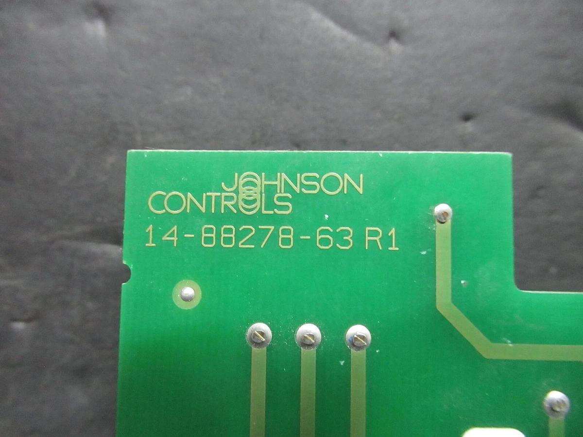 Used JOHNSON CONTROLS CIRCUIT BOARD 15-89023-93R 14-88278-63R1 **WARRANTY**