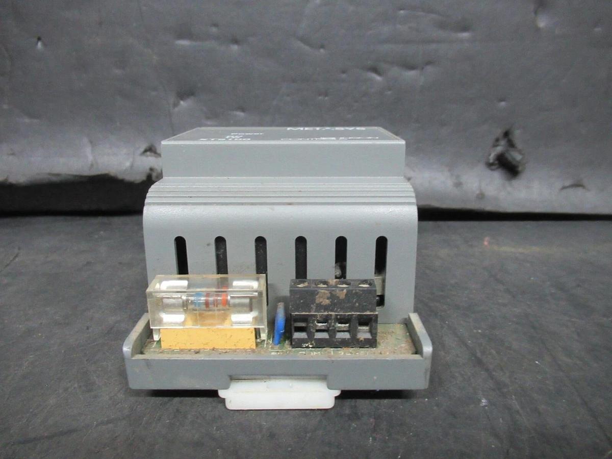 Used JOHNSON CONTROLS METASYS CONTROL MODULE XT9100-8304 **WARRANTY**